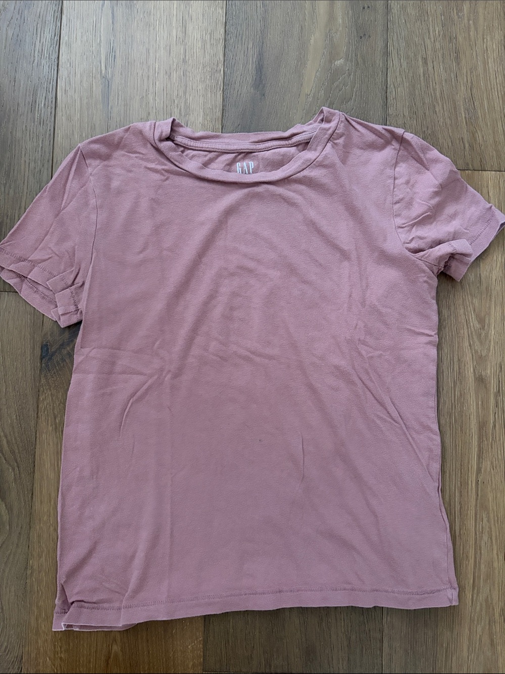 GAP Short Sleeve Tee in Rose Mauve